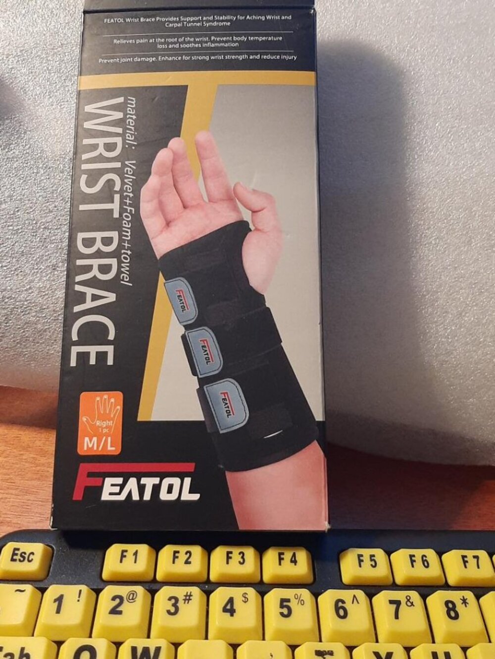 NEWBox! FEATOL Wrist Brace Support & Stability Aching Wrist &Carpal Sz M/L Right